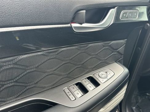 Used 2020 Hyundai Palisade Limited FWD image 18