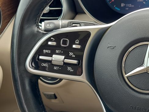 Used 2021 Mercedes-Benz GLC 300 4MATIC image 14