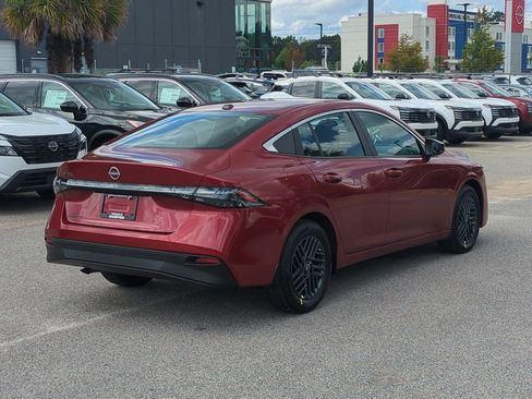 New 2026 Nissan Sentra SV w/ SV Convenience Package FWD image 4