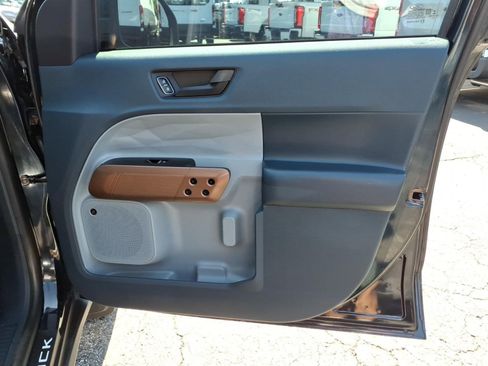 Used 2023 Ford Maverick Lariat w/ Lariat Luxury Package AWD/4WD image 31