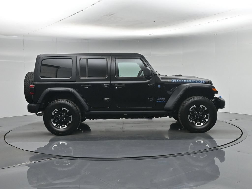 Used 2024 Jeep Wrangler Unlimited Rubicon 4xe w/ Technology Group AWD/4WD image 26