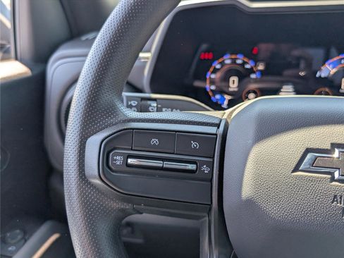 Used 2024 Chevrolet Colorado Trail Boss w/ Technology Package image 22