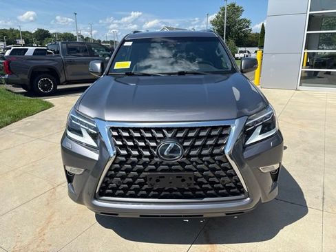 Used 2020 Lexus GX 460 Premium w/ Premium Package AWD/4WD image 2