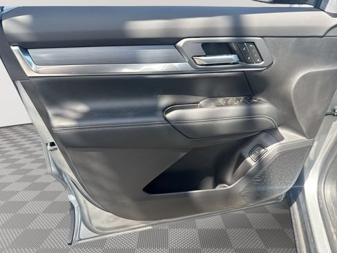New 2026 GMC Terrain Elevation w/ Elevation Premium Package AWD/4WD image 23