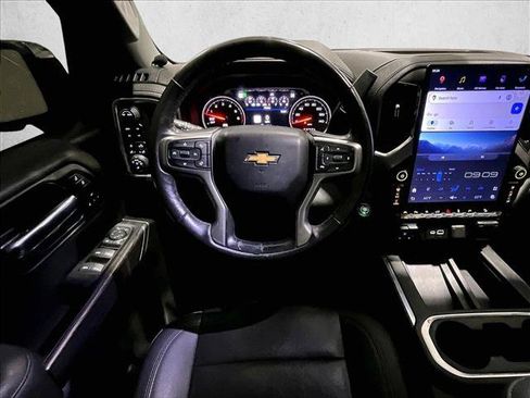 Used 2022 Chevrolet Silverado 1500 LTZ w/ LTZ Premium Package AWD/4WD image 7