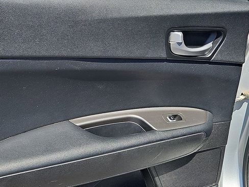 Used 2019 Kia Optima LX image 15