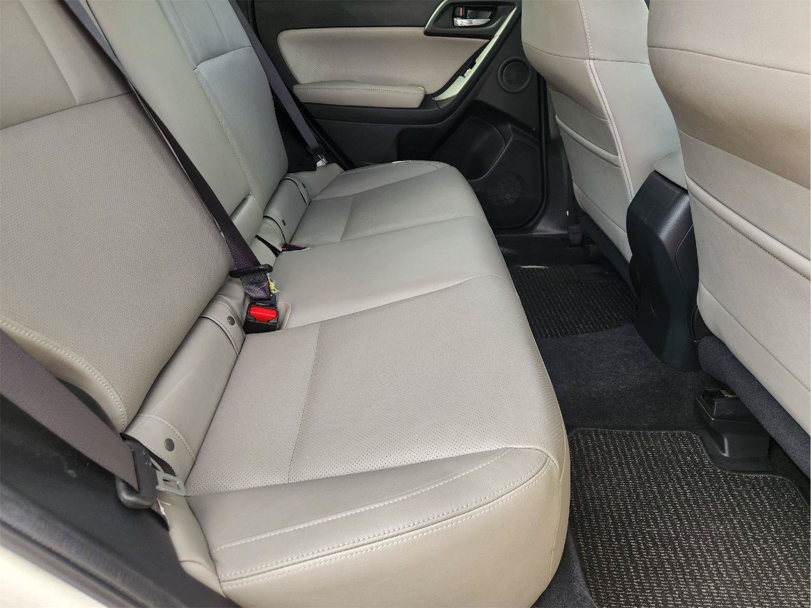 Used 2017 Subaru Forester 2.5i Limited w/ Protection Package #2 AWD/4WD image 29
