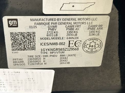 Used 2025 Cadillac XT5 Sportv w/ Technology Package AWD/4WD image 29