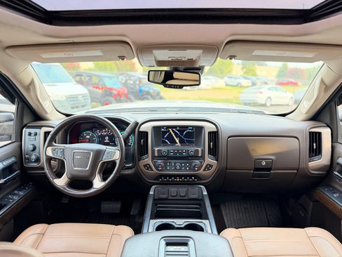 Used 2019 GMC Sierra 2500 Denali w/ Duramax Plus Package AWD/4WD image 43