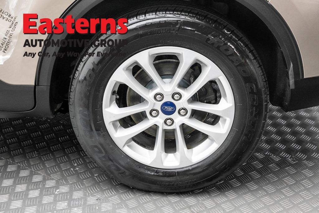 Used 2020 Ford Escape SE AWD/4WD image 8