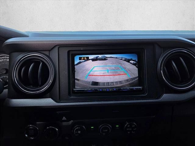 Used 2019 Toyota Tacoma TRD Sport w/ Technology Package AWD/4WD image 13