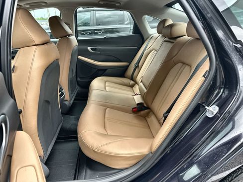 Used 2025 Hyundai Sonata Limited FWD image 4