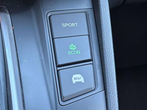 Used 2022 Honda CR-V EX image 19