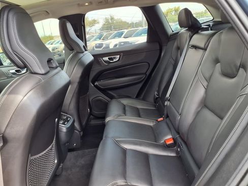 Used 2023 Volvo XC60 B5 Ultimate w/ Climate Package AWD/4WD image 23
