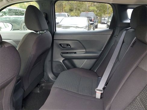 Used 2025 Nissan Kicks S image 24