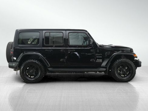 Used 2023 Jeep Wrangler Unlimited Sahara w/ Cold Weather Group AWD/4WD image 7