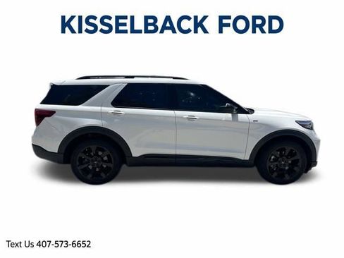 Used 2022 Ford Explorer ST-Line w/ Class IV Trailer Tow Package RWD image 2