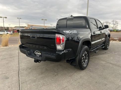 Used 2023 Toyota Tacoma TRD Off-Road image 8