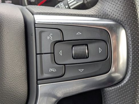 Used 2025 Chevrolet Blazer LT image 26