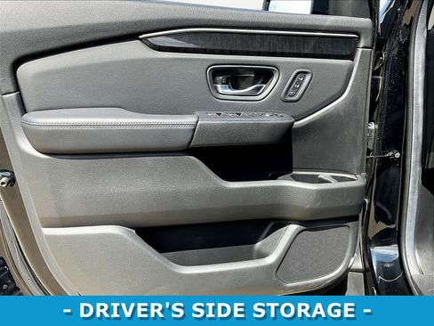Used 2025 Honda Pilot Elite image 20