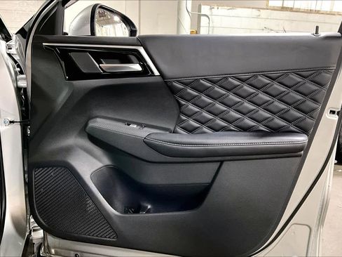 Used 2022 Mitsubishi Outlander SEL image 22