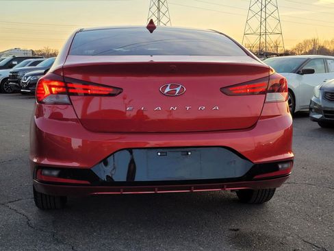 Used 2020 Hyundai Elantra SEL FWD image 6