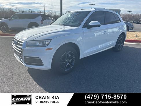 Used 2018 Audi Q5 2.0T Premium image 2