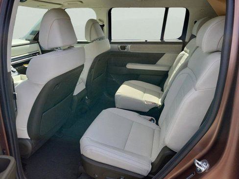 New 2025 Hyundai Santa Fe Calligraphy image 8