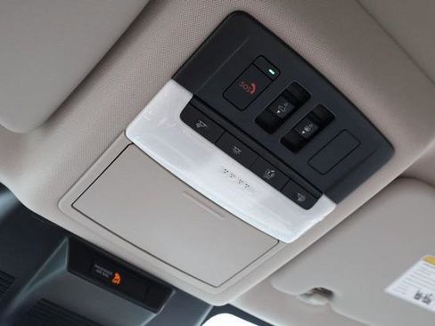 New 2026 Nissan Rogue SV AWD/4WD image 18