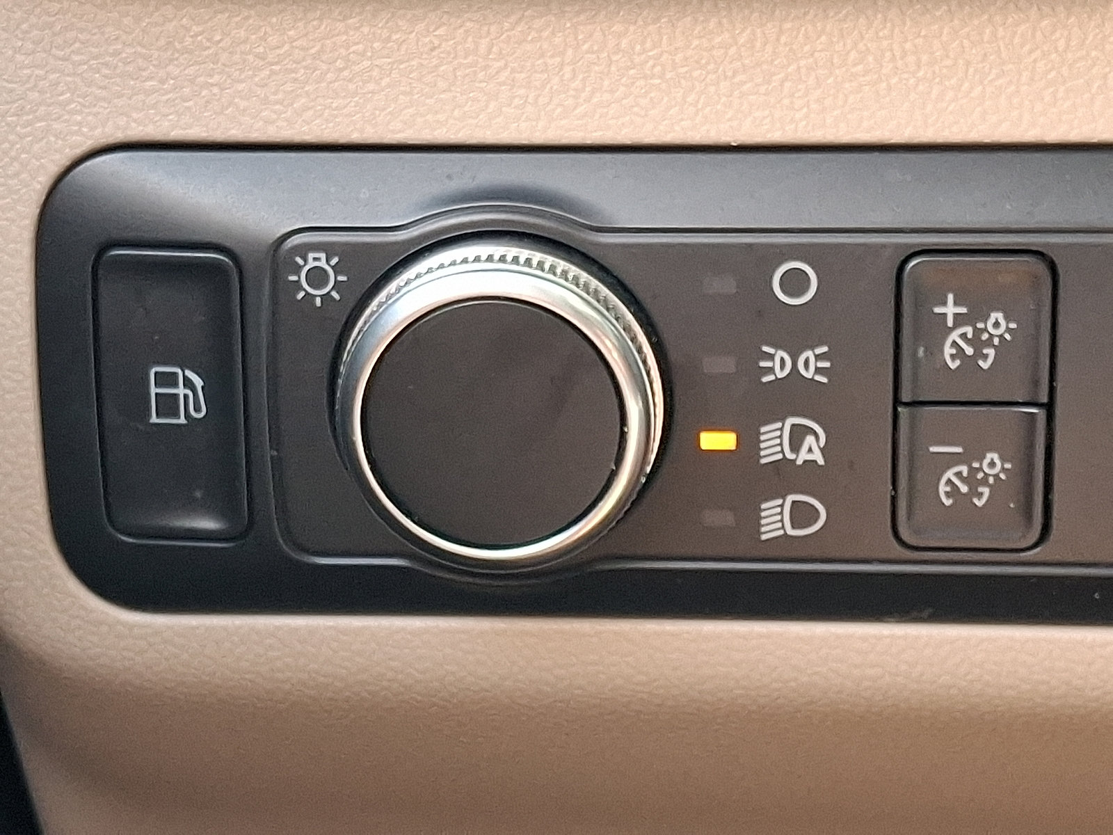 Used 2022 Ford Escape SE FWD image 25