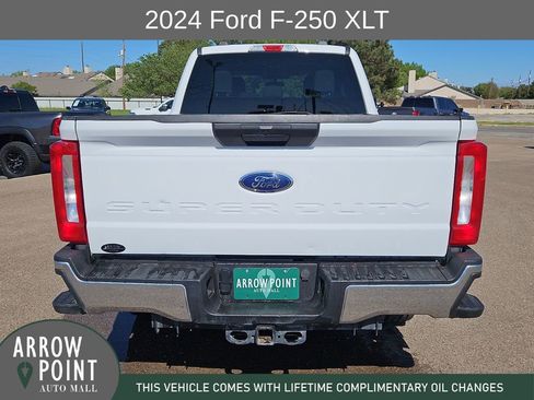 Used 2024 Ford F250 XLT AWD/4WD image 10