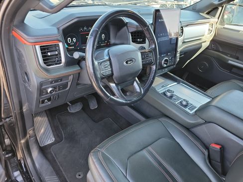 Used 2022 Ford Expedition Timberline image 3
