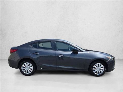 Used 2014 MAZDA MAZDA3 i SV FWD image 4