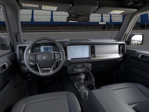 New 2025 Ford Bronco Badlands w/ Sasquatch Package AWD/4WD image 9