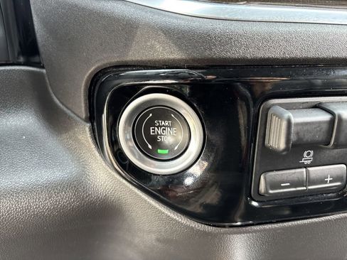 Used 2022 Chevrolet Silverado 1500 LT Trail Boss w/ LT Trail Boss Premium Package image 17