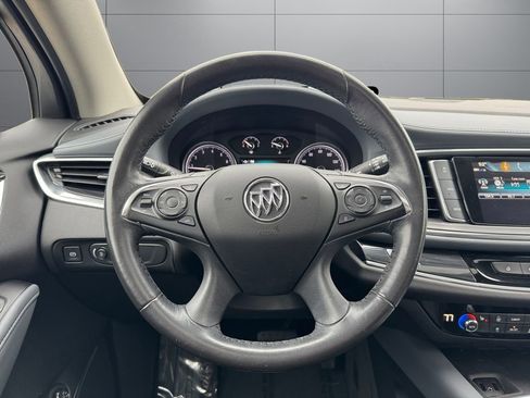 Used 2019 Buick Enclave Essence w/ Experience Buick Package AWD/4WD image 13