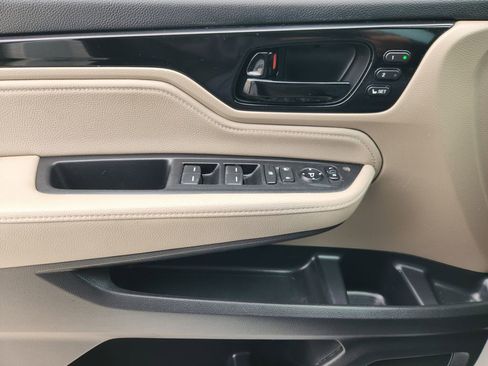 Used 2023 Honda Odyssey Touring image 21