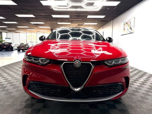 Used 2024 Alfa Romeo Tonale Ti AWD/4WD image 4