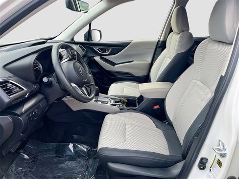 Used 2024 Subaru Forester Premium image 20