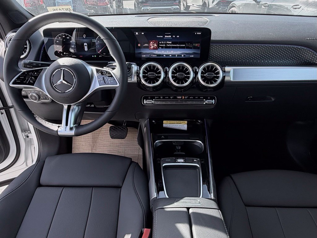 New 2026 Mercedes-Benz GLB 250 image 30