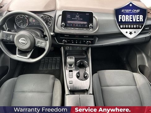 Used 2023 Nissan Rogue S FWD image 17