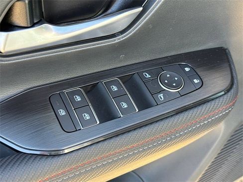 New 2026 Nissan Kicks SR w/ SR Premium Package image 21