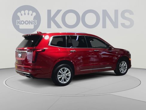 Used 2024 Cadillac XT6 Luxury w/ LPO, Floor Liner Package AWD/4WD image 2