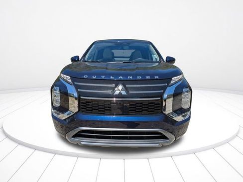 New 2026 Mitsubishi Outlander SE image 9