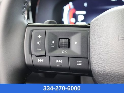 New 2026 Nissan Pathfinder SL image 23