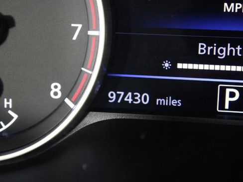 Certified 2021 Nissan Sentra SR w/ SR Premium Package image 27