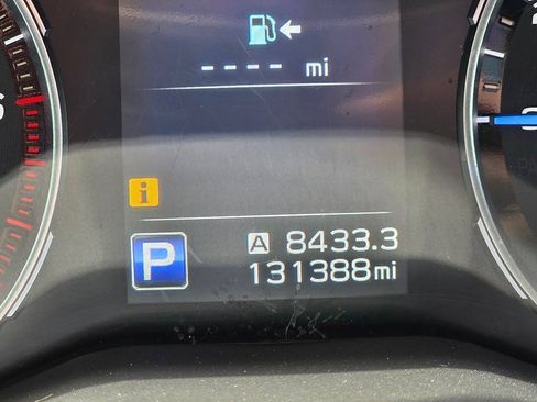 Used 2019 Subaru Ascent Limited AWD/4WD image 19
