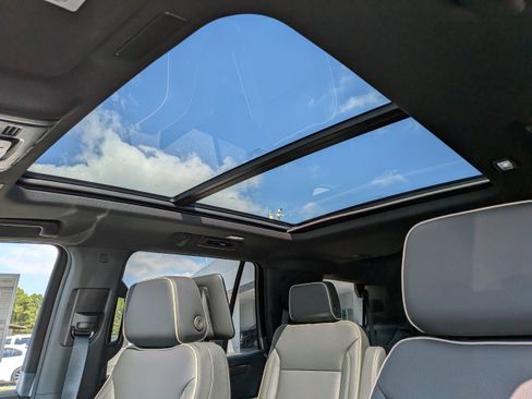 New 2026 Chevrolet Tahoe Premier image 13