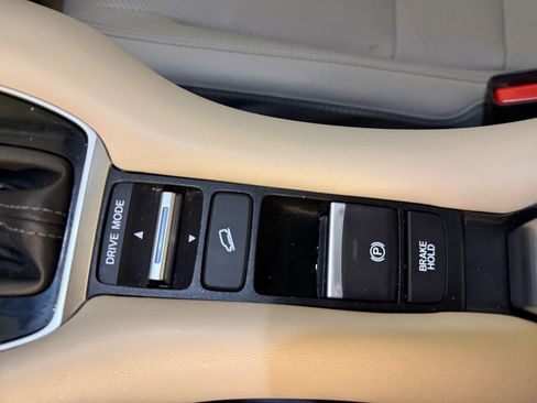 Used 2023 Honda HR-V EX-L image 29