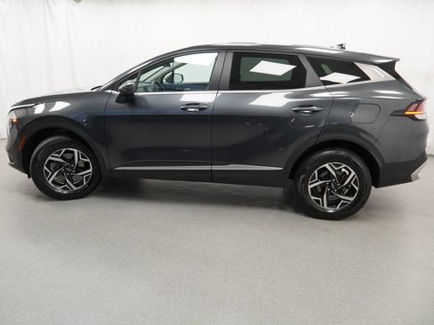 Used 2023 Kia Sportage LX AWD/4WD image 41